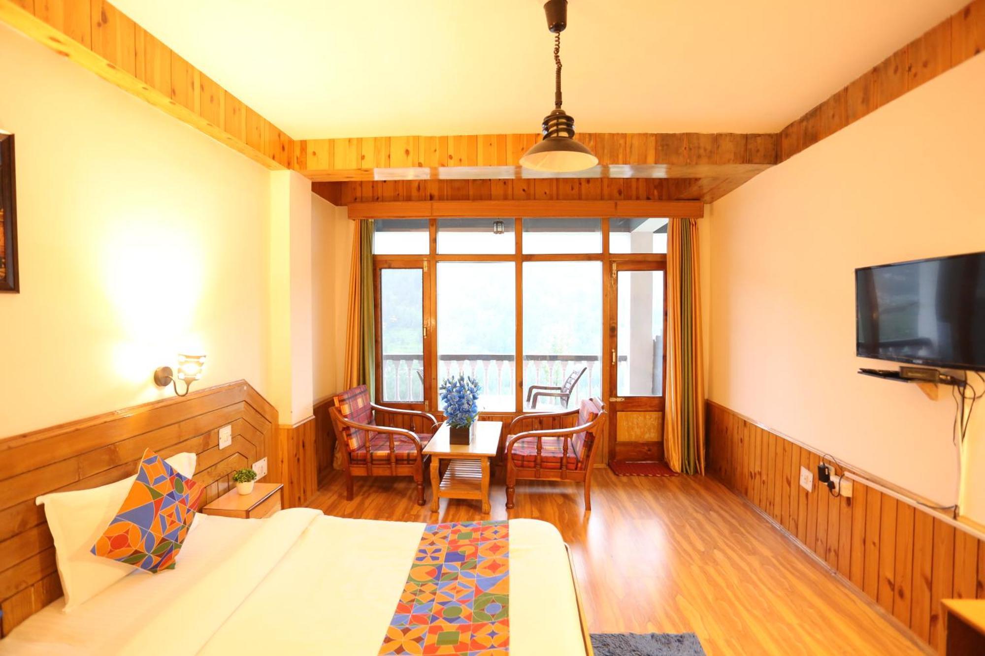 Hotel Surbhi Vashist Bagian luar foto