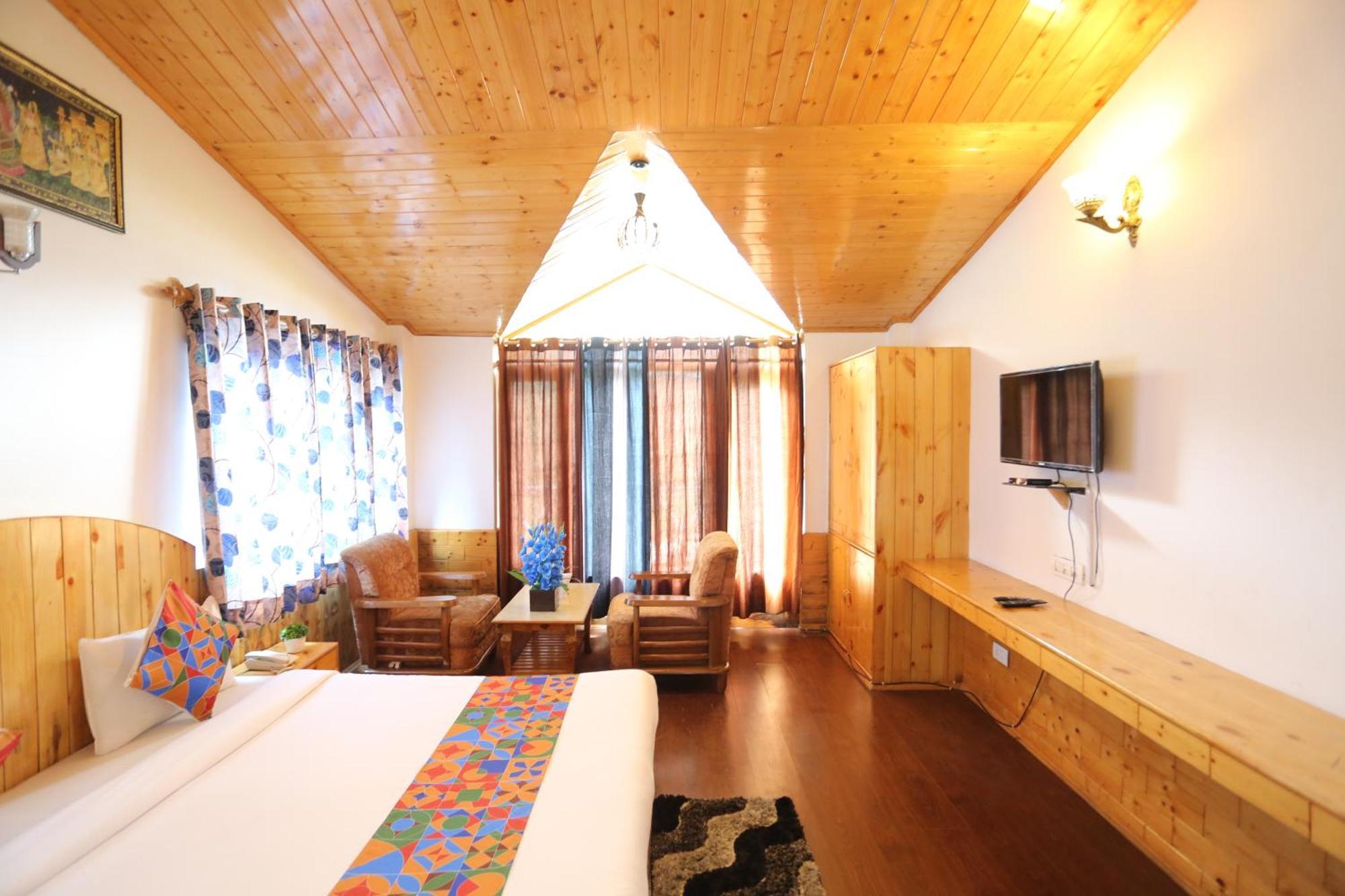 Hotel Surbhi Vashist Bagian luar foto
