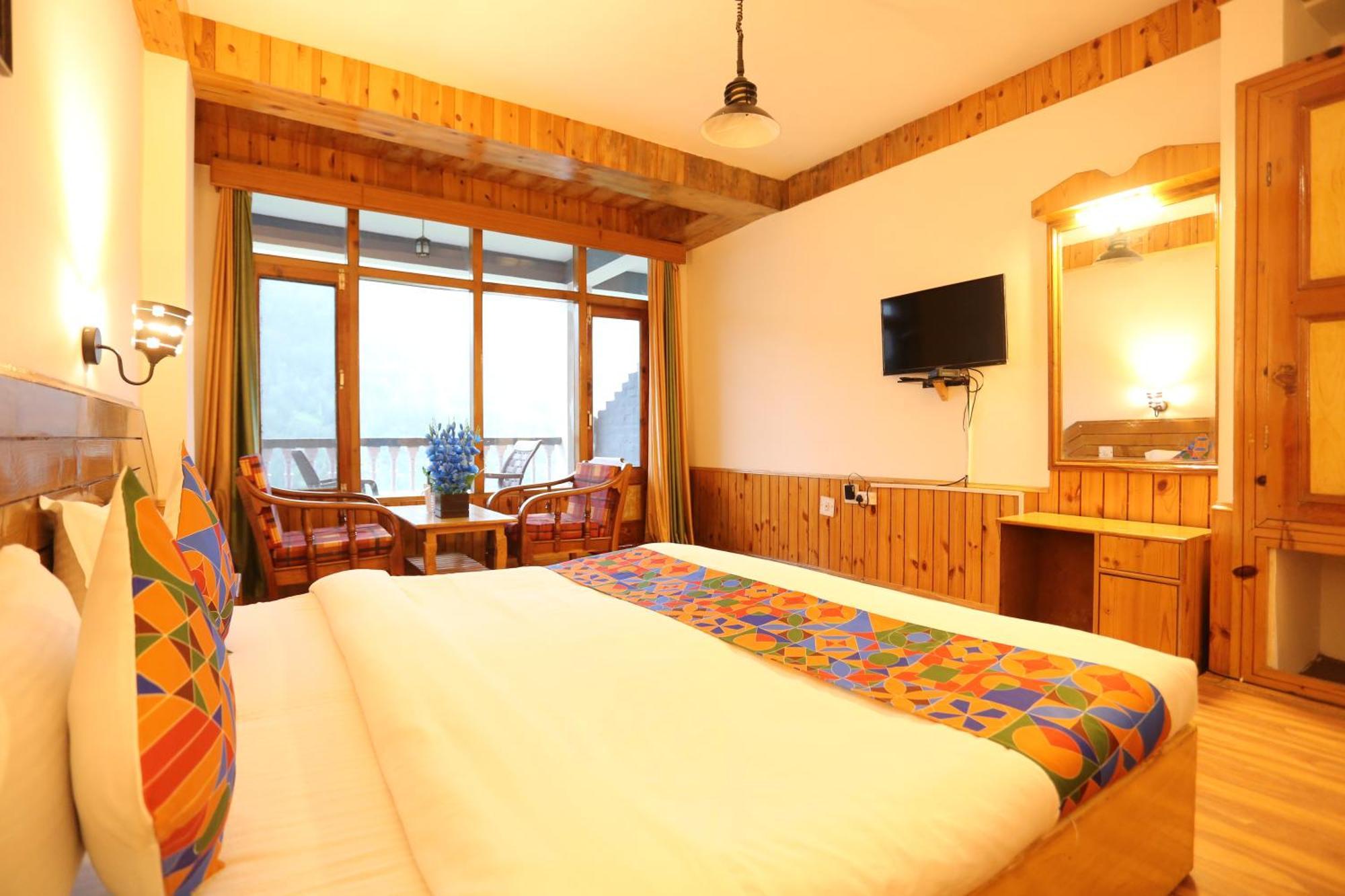 Hotel Surbhi Vashist Bagian luar foto
